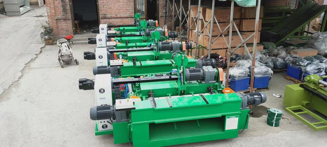 8ft/2600mm spindle less veneer peeling machine - plywood veneer cutting machine 