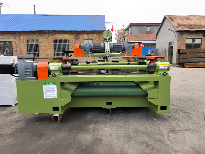 4ft/1300mm spindle less veneer peeling machine veneer thickness 2.2-3.6mm